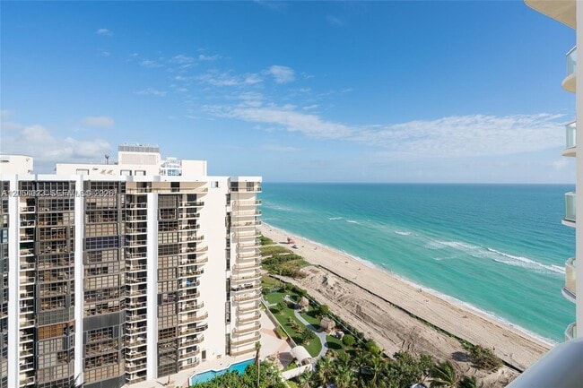 Building Photo - 6365 Collins Ave Unit 1811