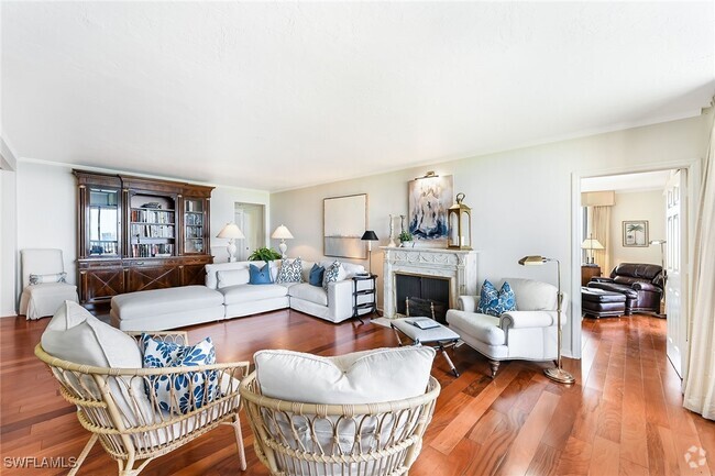 Building Photo - 6075 Pelican Bay Blvd Unit 1105 Rental