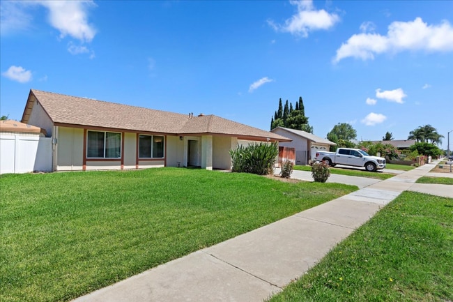 Building Photo - 11261 Cochran Ave Rental