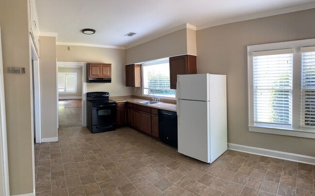 Photo - 1628 4th Ave