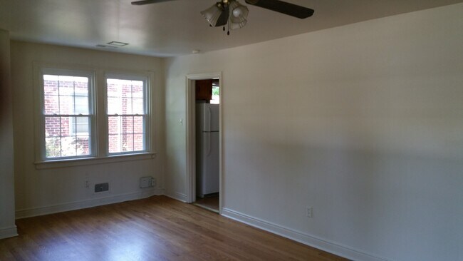 Photo - Orcutt Lane - 3 bedroom house