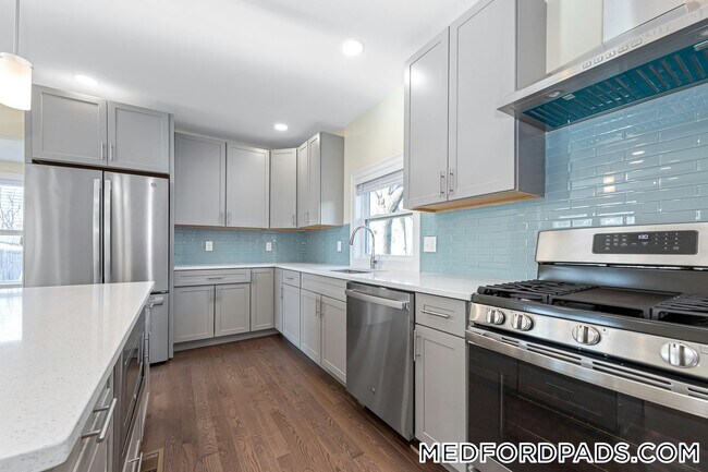 Photo - 232 Fulton St