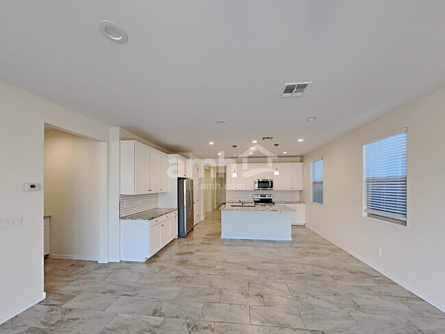 Photo - 4378 Kirkland Ave