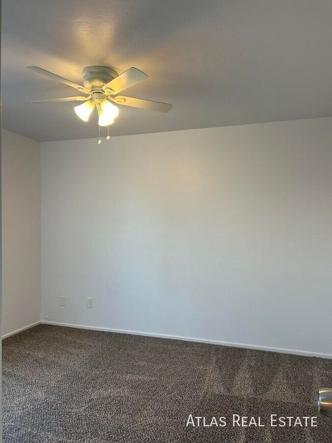 Photo - 1045 E University Dr Unit 202