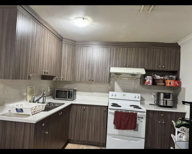 Photo - 14435 Chartwell Dr