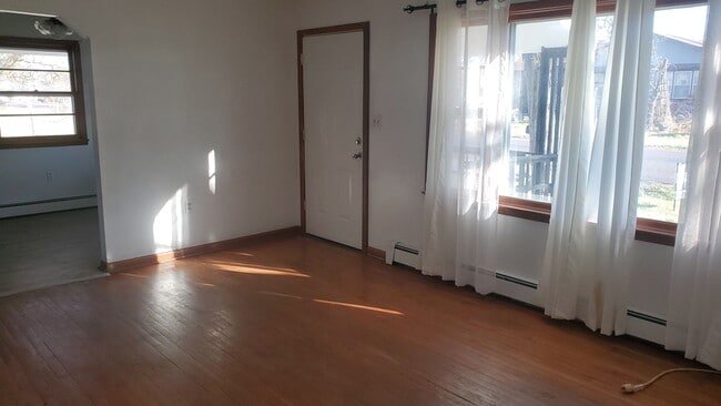 Photo - 3 bd, 2 ba house NE Columbia, 2nd living room downstairs, fenced, w/d included