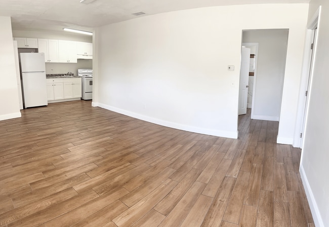 4211 Vermont Ave Unit 4211 Vermont Ave
