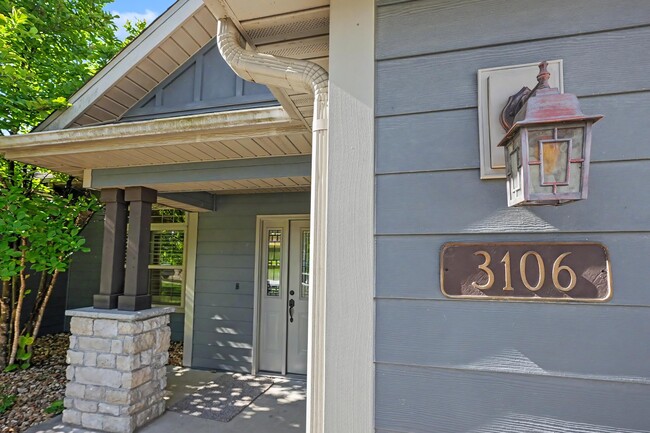 Photo - 3106 Wisteria Ln