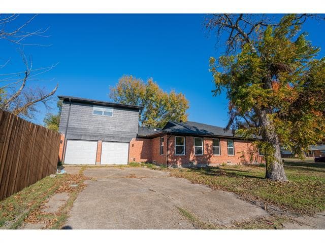 Photo - 1017 Tosch Ln