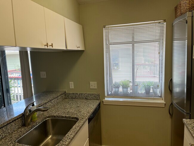 Photo - 2215 Post Rd Unit 2067