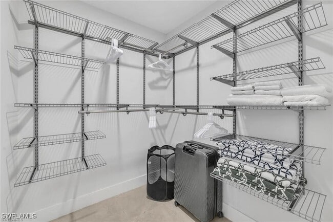 Photo - 6386 Royal Woods Dr