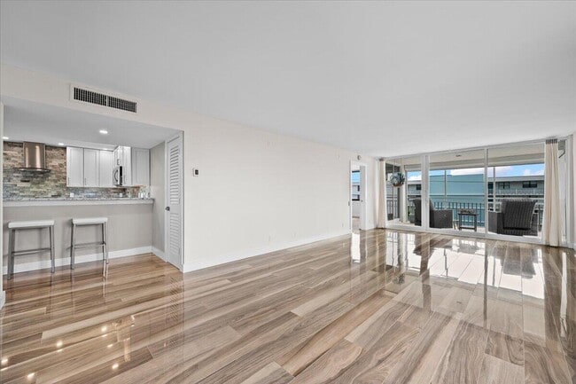 Photo - 911 Ocean Dr Unit 601