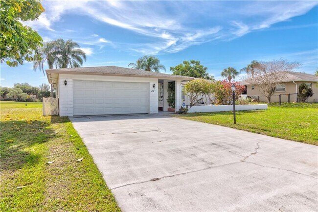37 Oakland Hills Pl