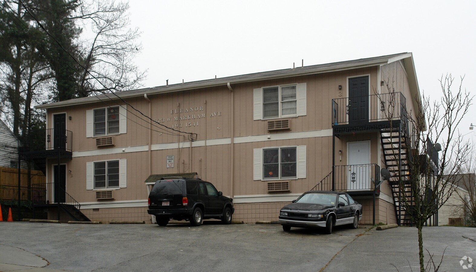 Eleanor - Eleanor Apartments
