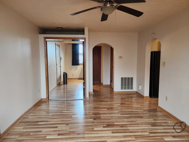 Building Photo - 518 5th St Unit 518 Rental