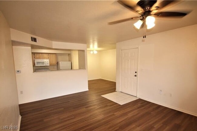 Photo - 555 E Silverado Ranch Blvd Unit 1071