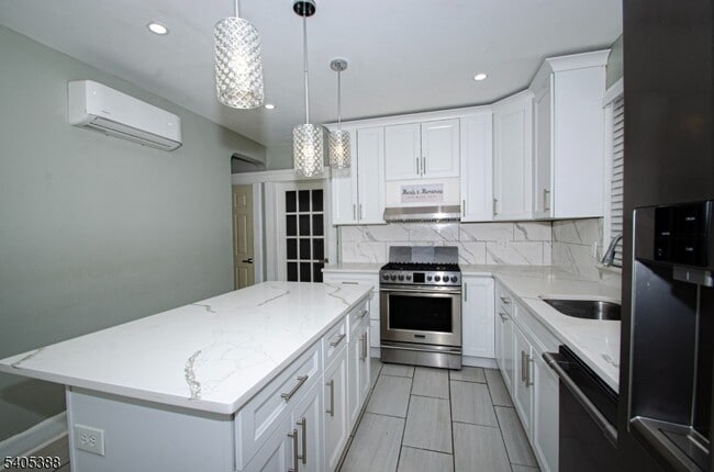 Building Photo - 78-80 Genessee Ave