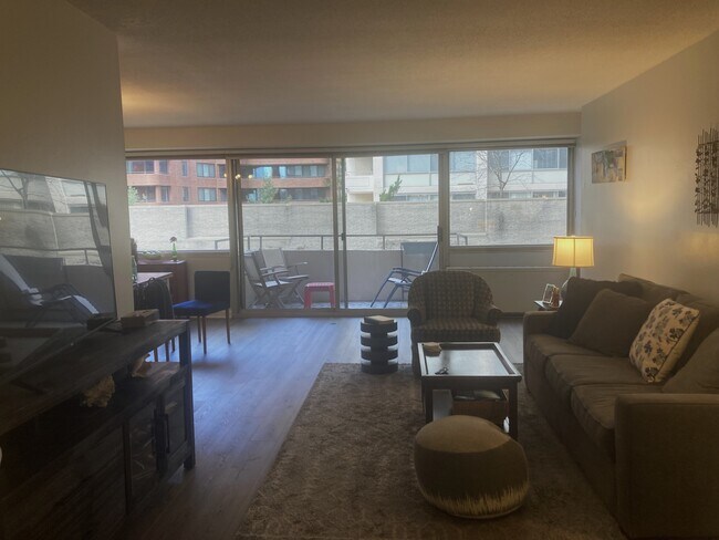 Photo - 4515 Willard Ave