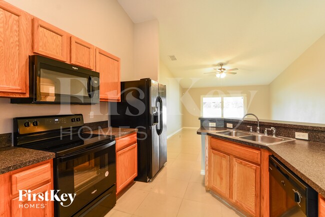 Photo - 307 Michigan Ln