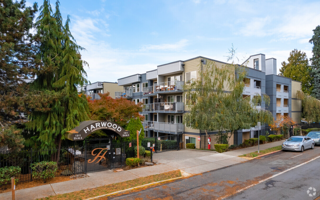 Building Photo - Beacon Hill Condo