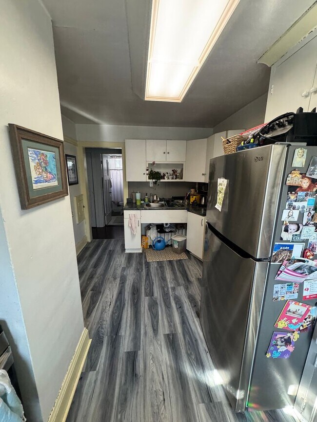 Photo - 1818-1820 E Newberry Blvd Unit 1818
