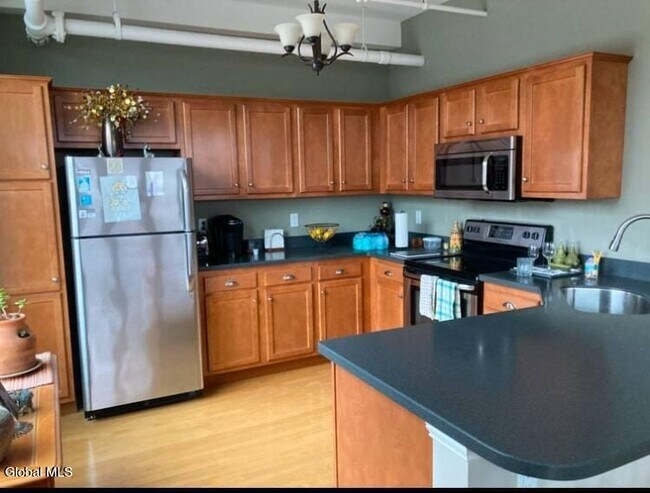 Photo - 4 Sheridan Ave Unit 5A