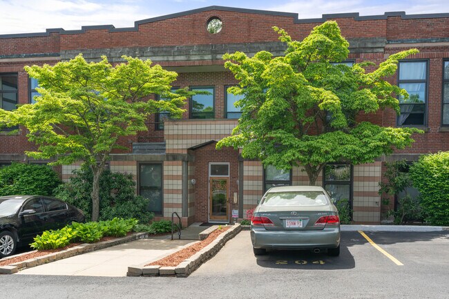 Photo - 80 Beaumont St Unit 204
