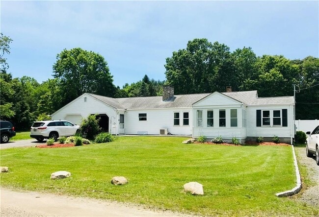 Photo - 21 Woodsia Trl