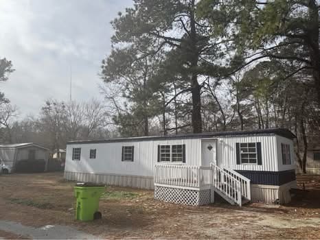 Building Photo - 606 Fernwood Ln