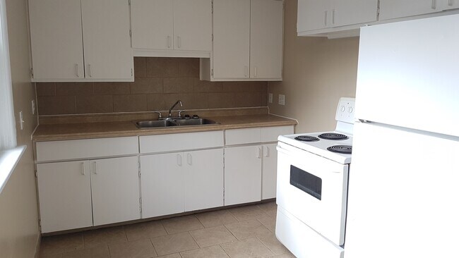 Photo - 915 Wellington St Unit A3