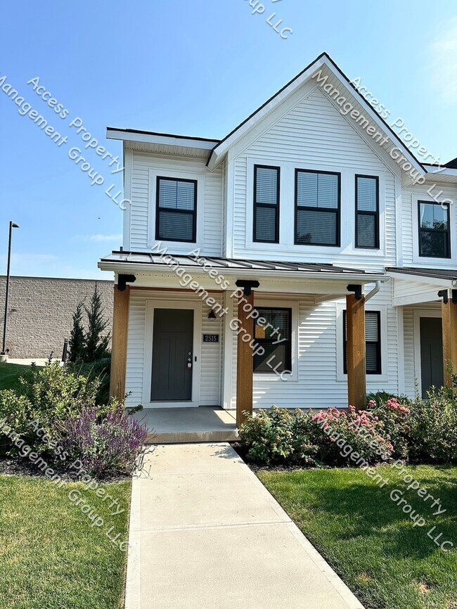 New Breton Village Area Condo 2 Bedroom 2.... House Rental in Grand