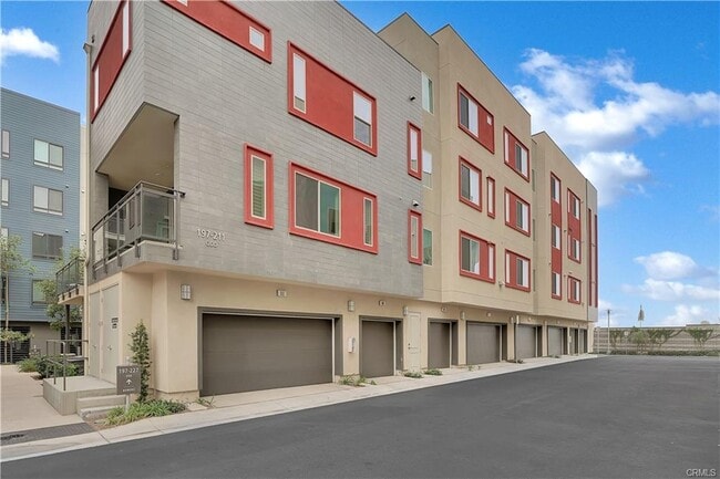 Building Photo - 203 Bowery