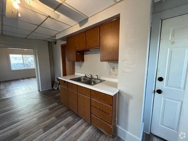 Building Photo - 915 S 4th Ave Unit #B Rental