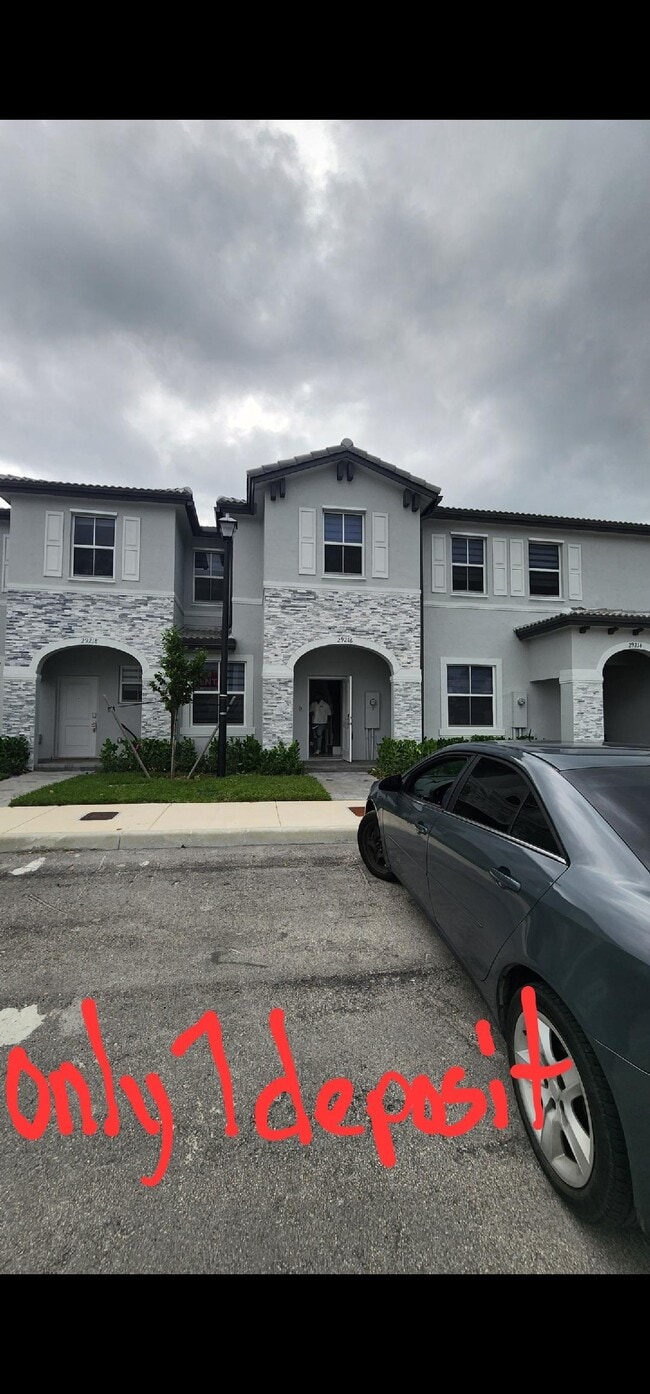 Building Photo - 29216 SW 163rd Ct