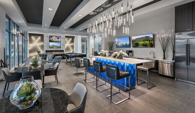 Photo - Aviva Goodyear