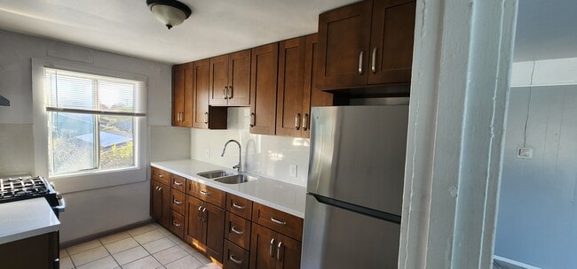Building Photo - 1474 7th St Unit C