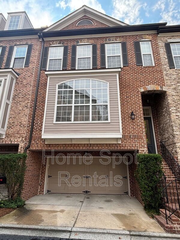 2664 Rivers Edge Dr NE