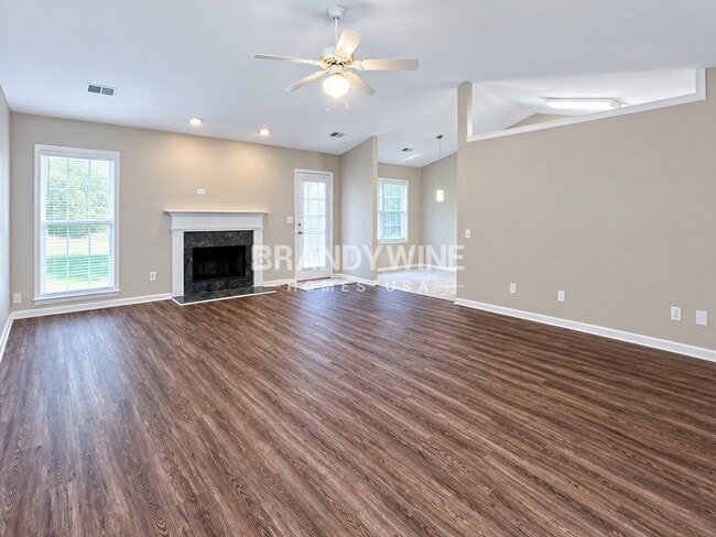 130 Park Meadows Dr SW