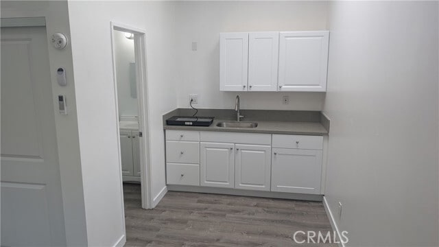 Photo - 6547 W 83rd St