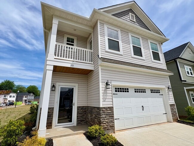 Photo - 101 Brown Cir