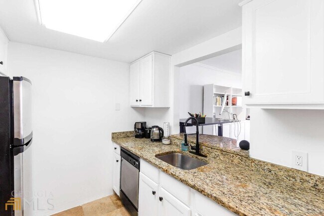 Photo - 1280 W Peachtree St NE Unit 805