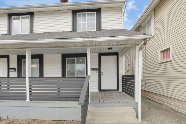 Photo - 1867-1869 Cleveland Ave Unit 1869