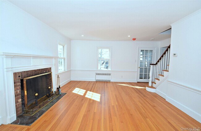 Photo - 27 N Lewis Pl