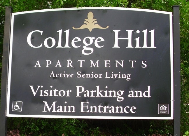 Photo - College Hill Apartments