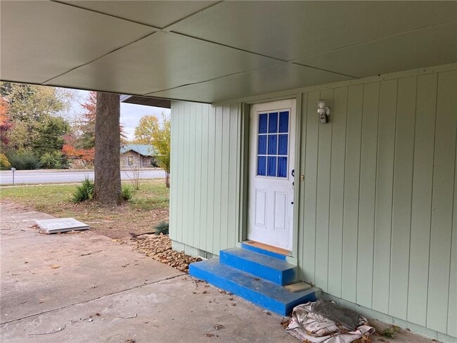 Photo - 3070 W Mt Comfort Rd