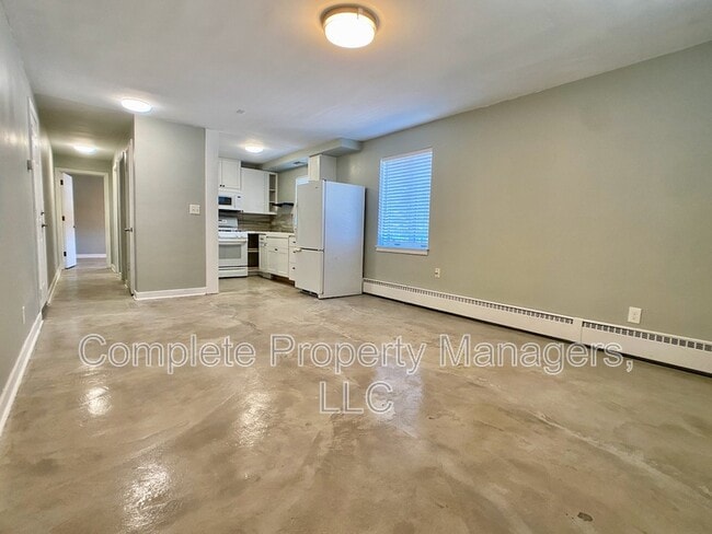 Building Photo - 424 Bridge Ave