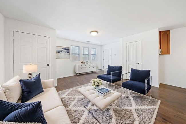 Photo - 357 S Greenwich St Unit 6