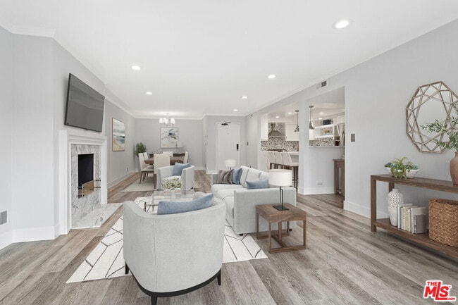 Photo - 1616 Granville Ave Unidad 102
