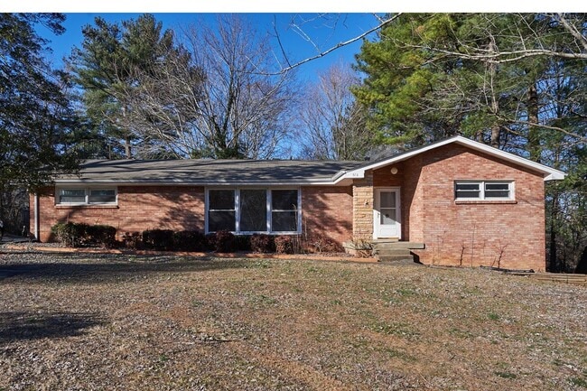 Coming Soon : 3+BR, 2BA house with extra f... - Coming Soon : 3+BR, 2BA house with extra f...