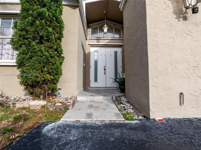 Photo - 206 SW 159th Way